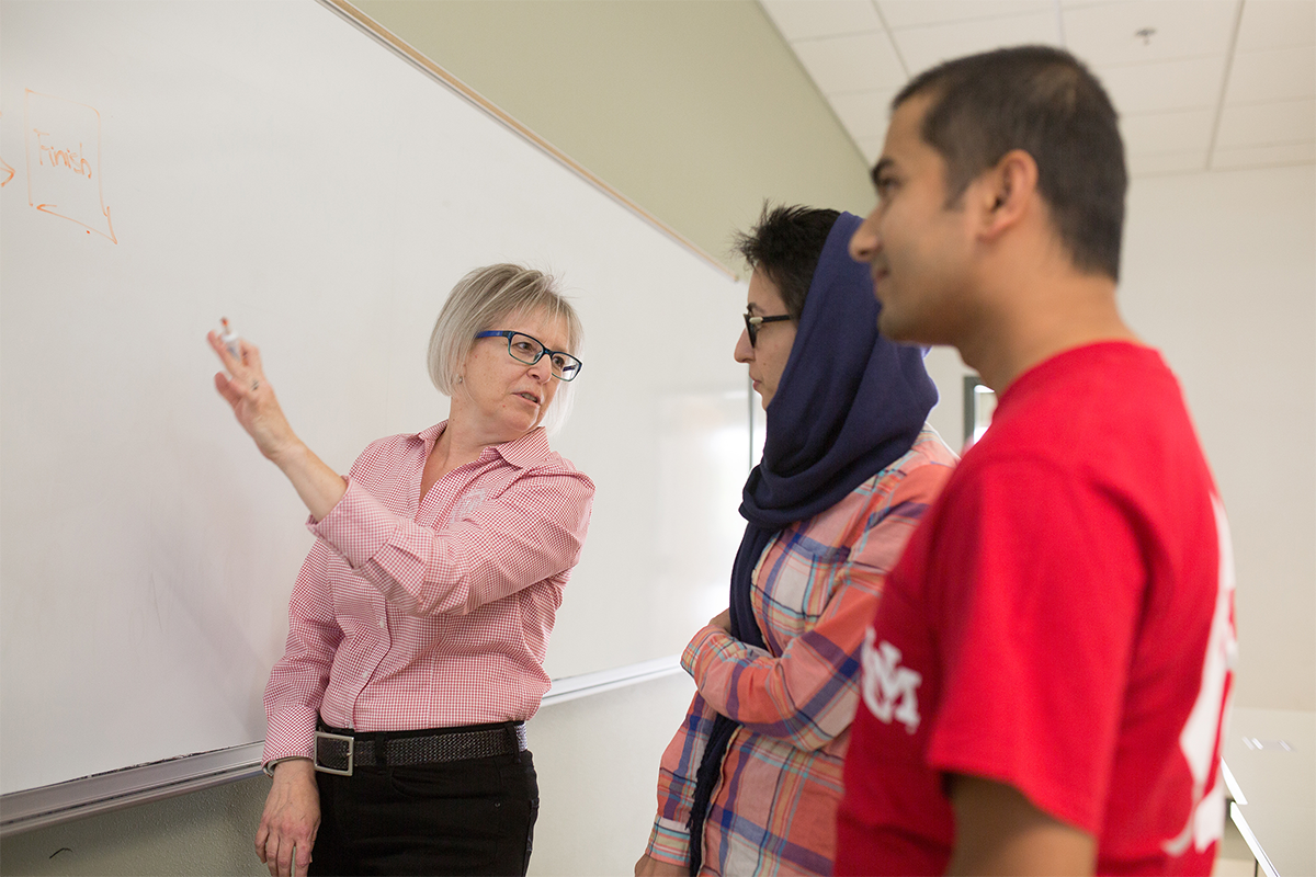 Professor Susan Bogus Halter with students